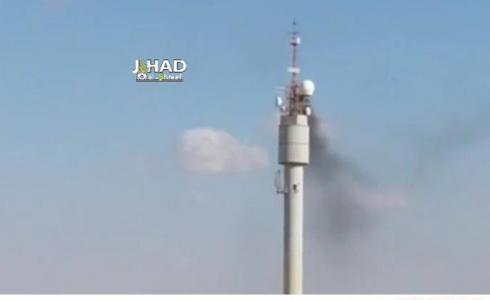 احتراق برج اتصالات تابع للاحتلال شرق رفح