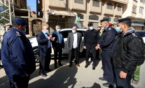 وفد حكومي يتفقد سير حظر التجوال في قطاع غزة