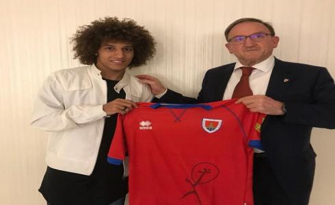  النجم السعودي علي النمر