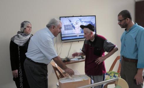 كتلة فتح البرلمانية تواصل حملة سواعد الخير لمساعدة الفئات المهمشة