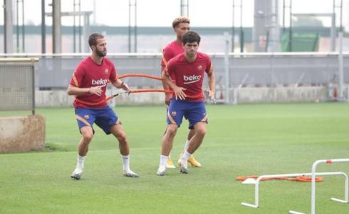 موعد مباراة برشلونة وإلتشي