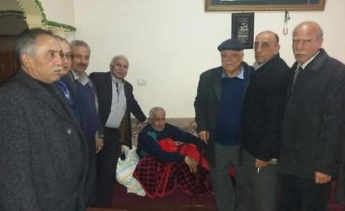 المتقاعدون العسكريون يزورون العقيد عمر خضير