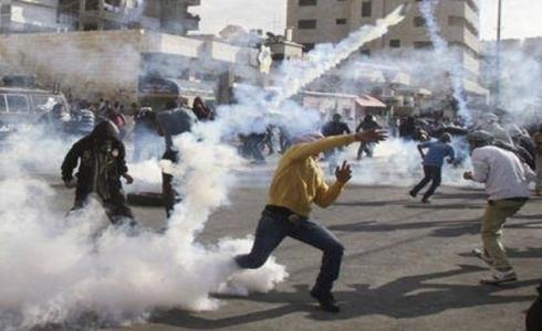 مواجهات مع قوات الاحتلال  -أرشيفية-