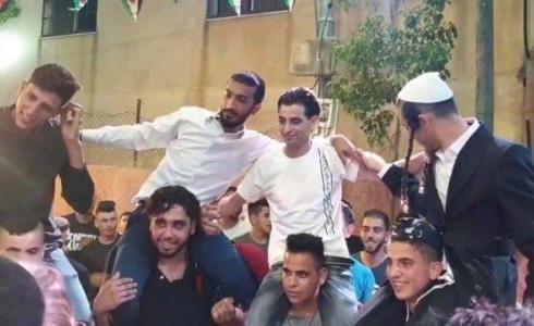 مشاركة مستوطنين في حفل نجل راضي ناصر رئيس مجلس قروي دير قديس