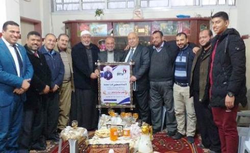 اتحاد كرة الطائرة يزور الرعيل الأول للعبة في محافظات غزة