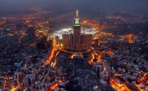 اندلاع حريق ضخم في مكة المكرمة