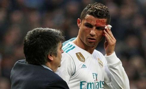 الدولي البرتغالي كريستيانو رونالدو نجم ريال مدريد الاسباني