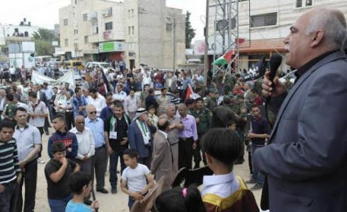 مواطنين يشاركون في مسيرة احياء سبعينة النكبة وتنديد بقرار نقل السفارة الأمريكية في طوباس.jpg