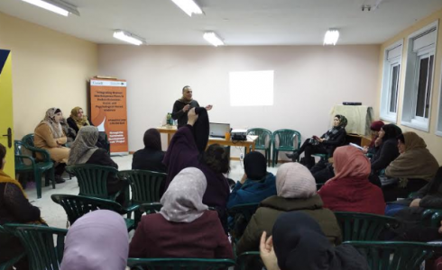 جلسة حلول حول  التمكين الاقتصادي للنساء في المخيمات