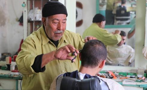 الحلاقين في غزة - أرشيفية -