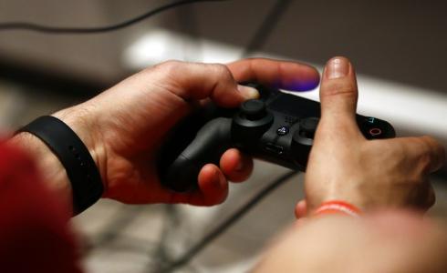 بلاي ستيشن -توضيحية-