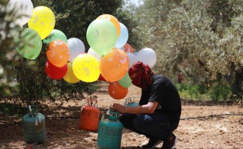 تجهيز البالونات الحارقة - أرشيفية