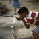 صحة غزة - سكان القطاع يشرون مياه غير آمنة