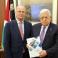 الرئيس عباس يتسلم التقرير السنوي لصندوق الاستثمار الفلسطيني