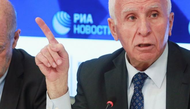 عزام الأحمد - أمين سر اللجنة التنفيذية لمنظمة التحرير