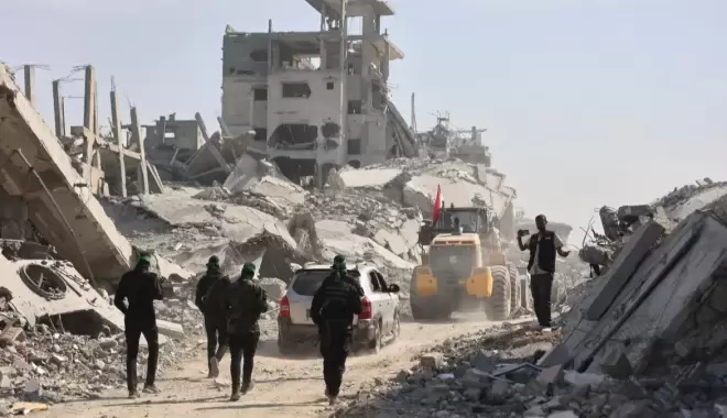 عناصر القسام خلال عمليات البحث عن جثامين أسرى إسرائيل