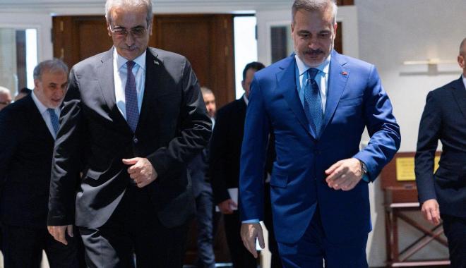 وزير الخارجية التركي وعلي شعث