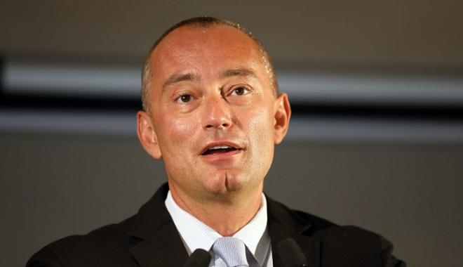 نيكولاي ملادينوف