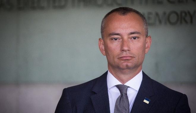 المسؤول التنفيذي لمجلس السلام نيكولاي ملادينوف