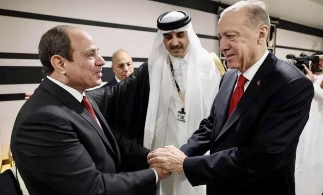 تفاصيل لقاء الرئيس المصري ونظيره التركي في قطر 8rM6I
