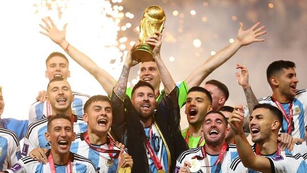 الأرجنتين-تتوج-بكأس-العالم-2022-قطر.jpg