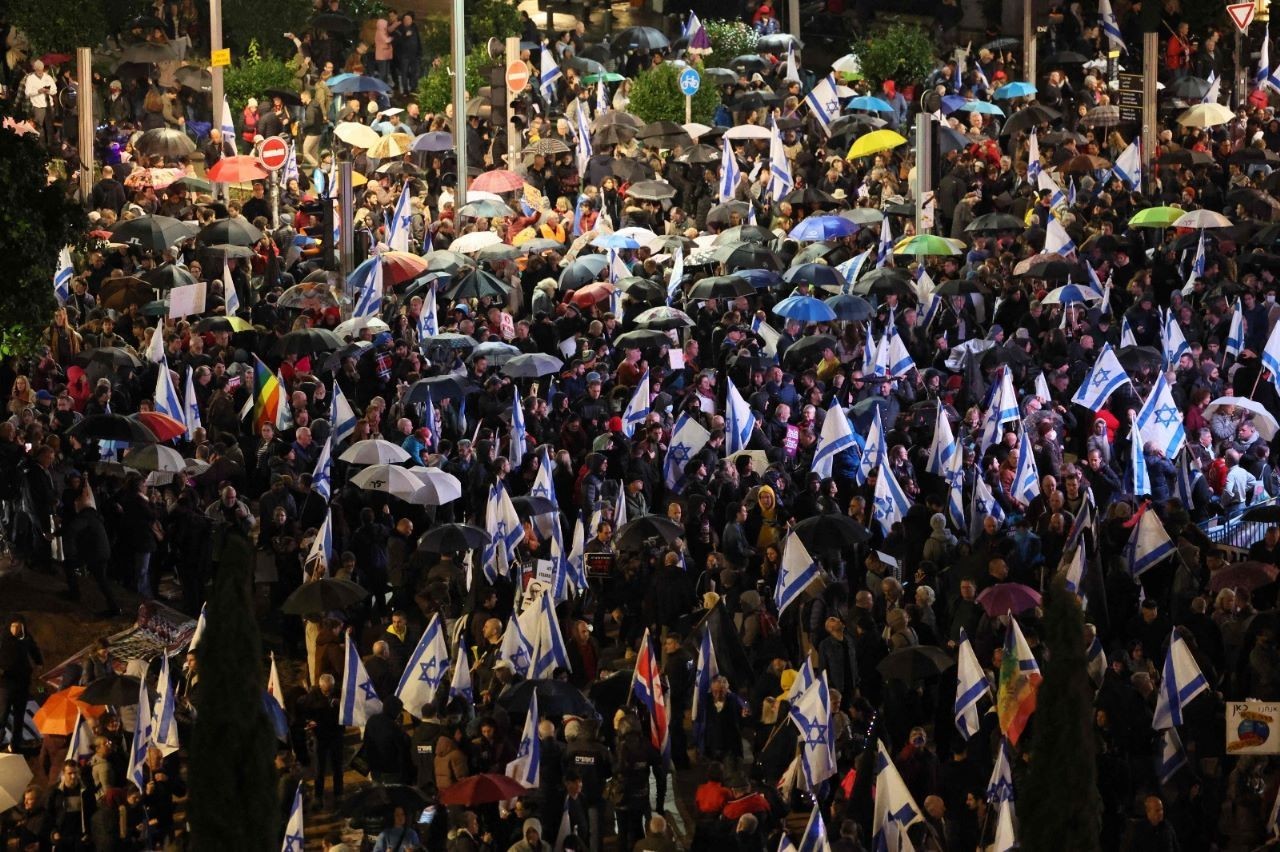 مظاهرات ضد حكومة بنيامين نتنياهو في تل أبيب.jpg