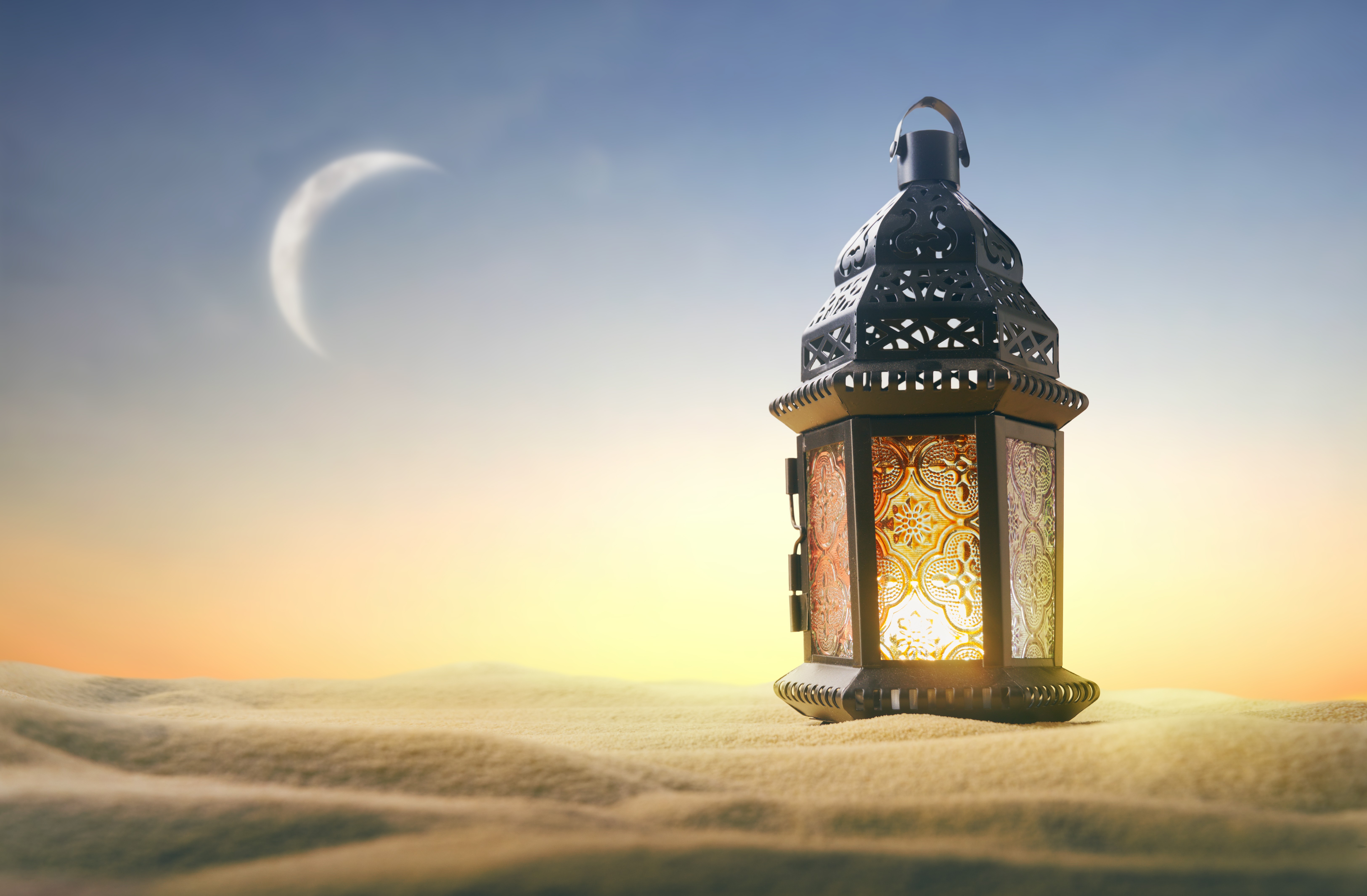 ornamental-arabic-lantern-with-burning-candle.jpg