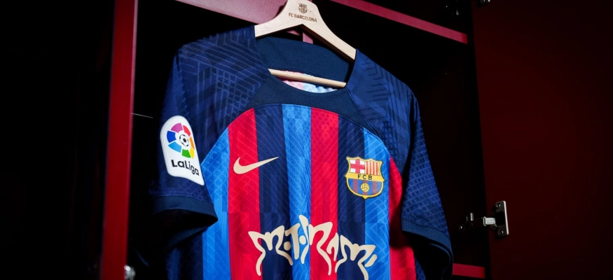 قميص برشلونة لمباراة الكلاسيكو.jpg (1).jpeg
