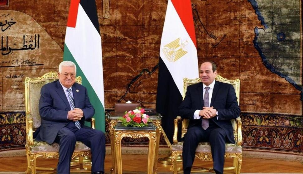 تفاصيل اجتماع الرئيس عباس مع نظيره المصري في مدينة العلمين | وكالة سوا  الإخبارية