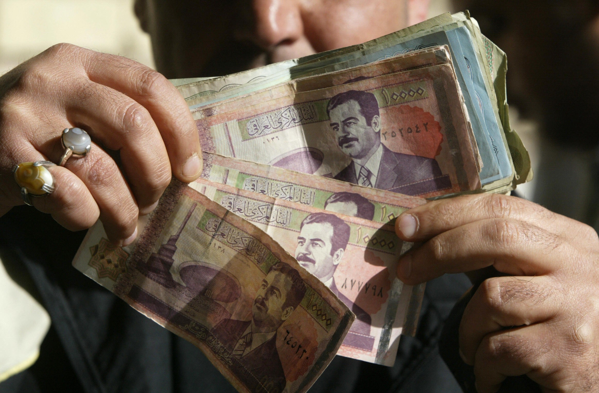 أسعار-العملات-اليوم-في-العراق.jpg