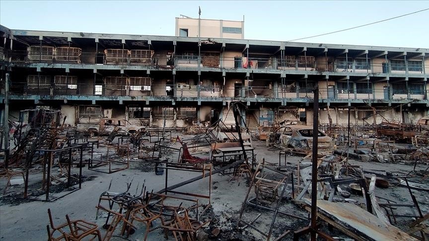 مدارس مدمرة من القصف الإسرائيلي.jpg