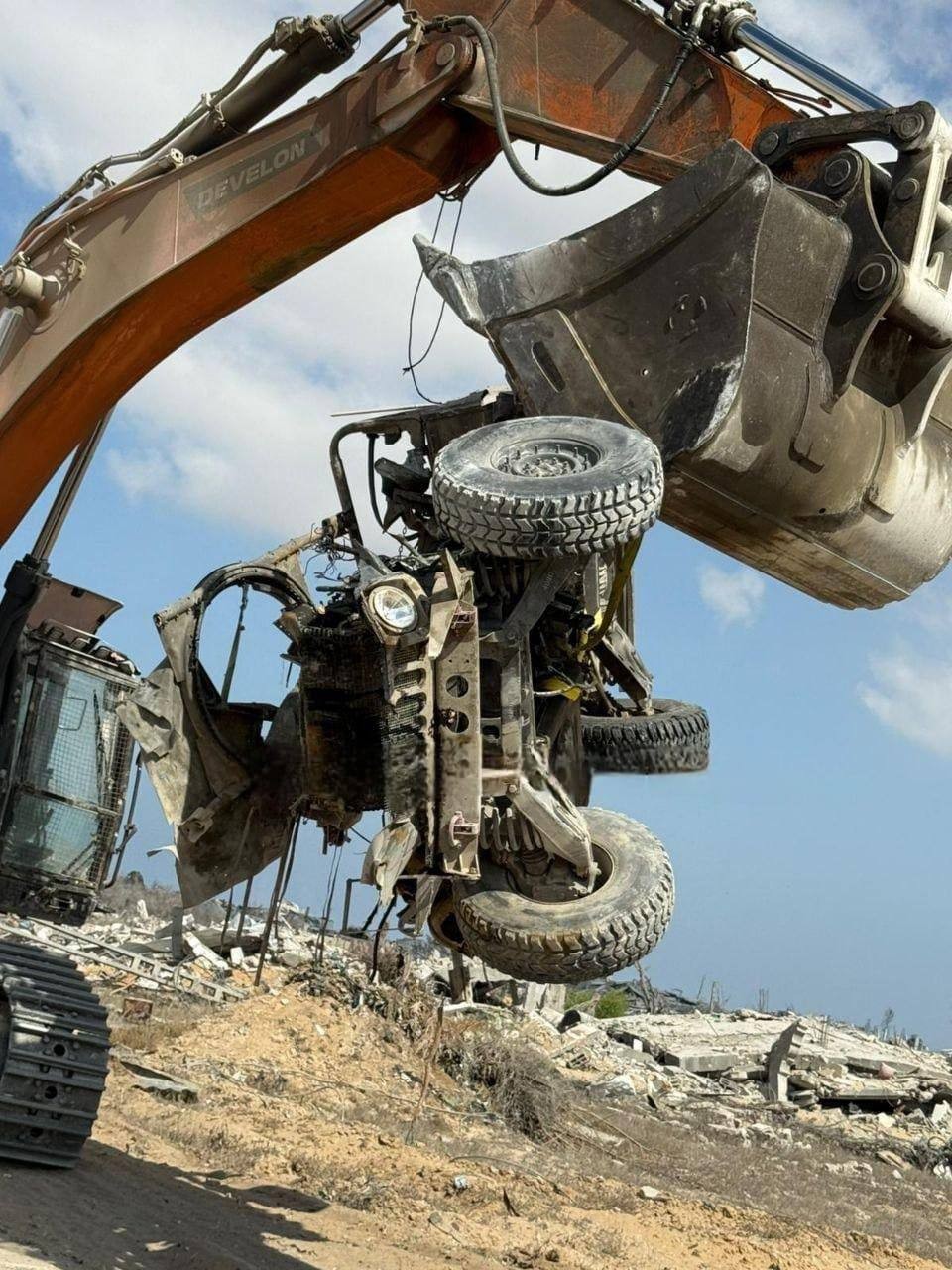 WhatsApp Image 2025-09-18 at 12.57.05_248b1892.jpg