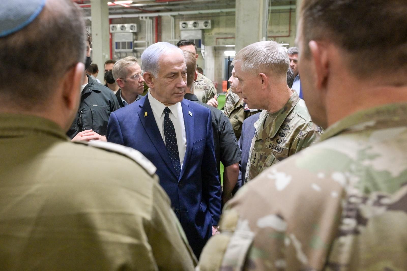 بالصور: نتنياهو: نعمل على نزع سلاح حماس وتجريد غزة من التهديد