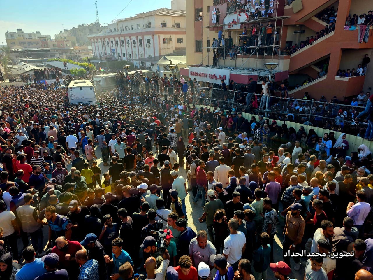 محدث بالفيديو والصور: إسرائيل تفرج عن الدفعة الثانية من الأسرى المحررين ضمن الصفقة