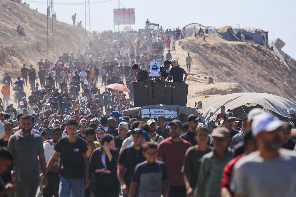 عودة النازحين إلى غزة.jpg