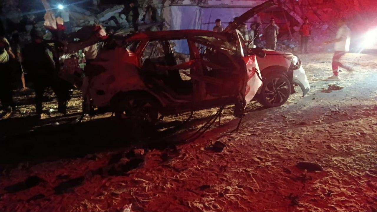 محدث: بينهم 24 طفلا - 65 شهيدا غارات إسرائيلية على قطاع غزة