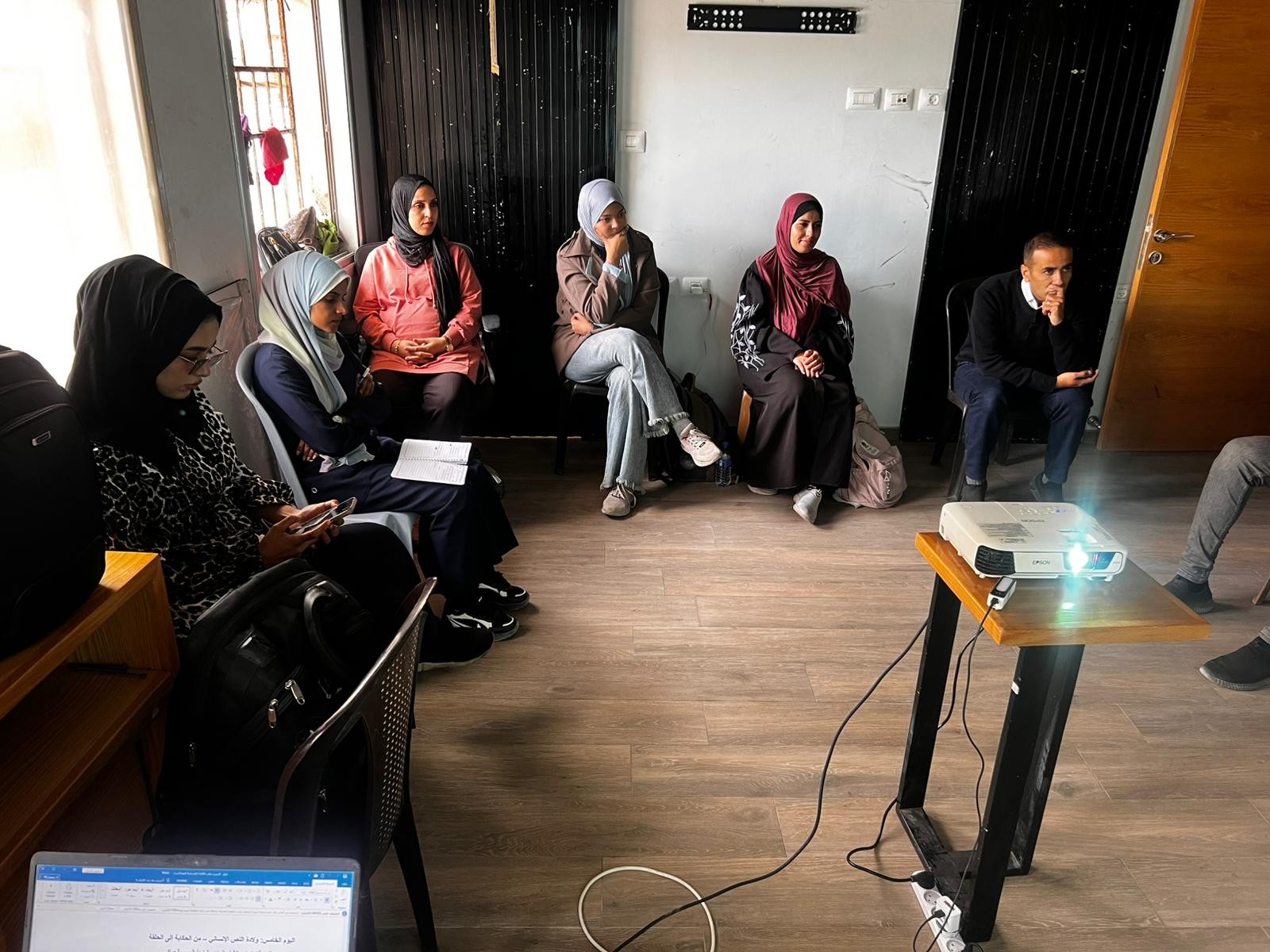 بيت الصحافة يستضيف مبادرة إعلامية حول الكتابة الإنسانية للبودكاست