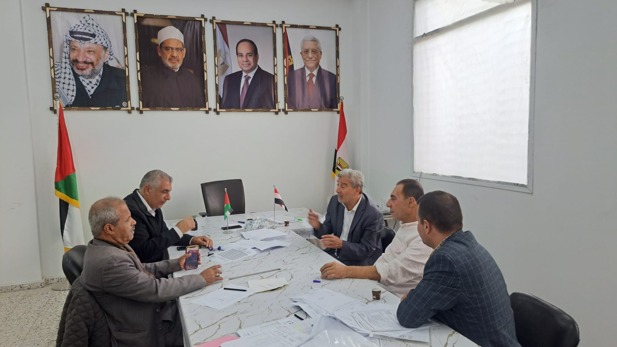 بالصور: المعاهد الأزهرية في فلسطين تستقبل وفد من جامعة الأزهر بغزة والتربية والتعليم