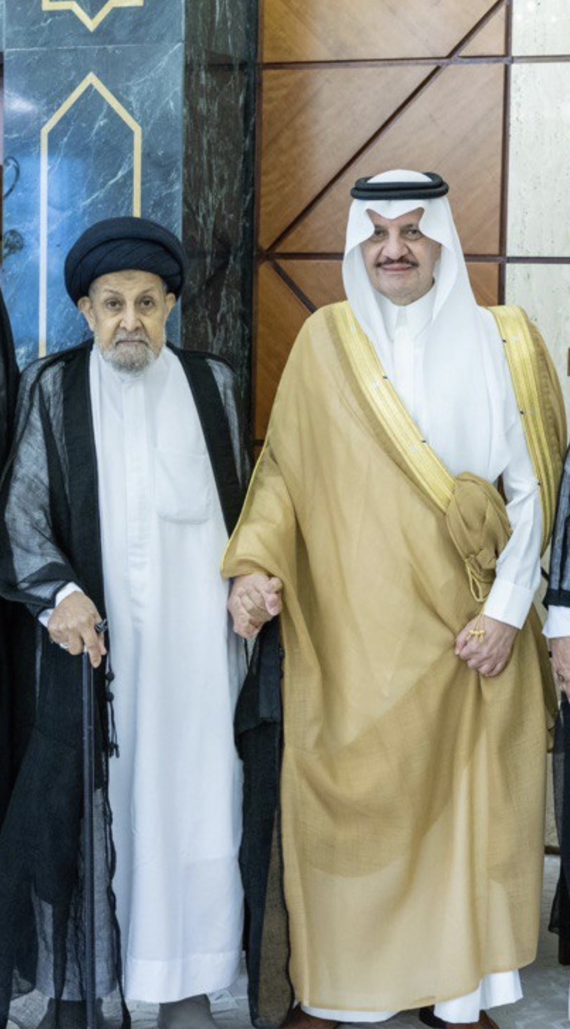 G-_882UXQAAAaZx.jfif