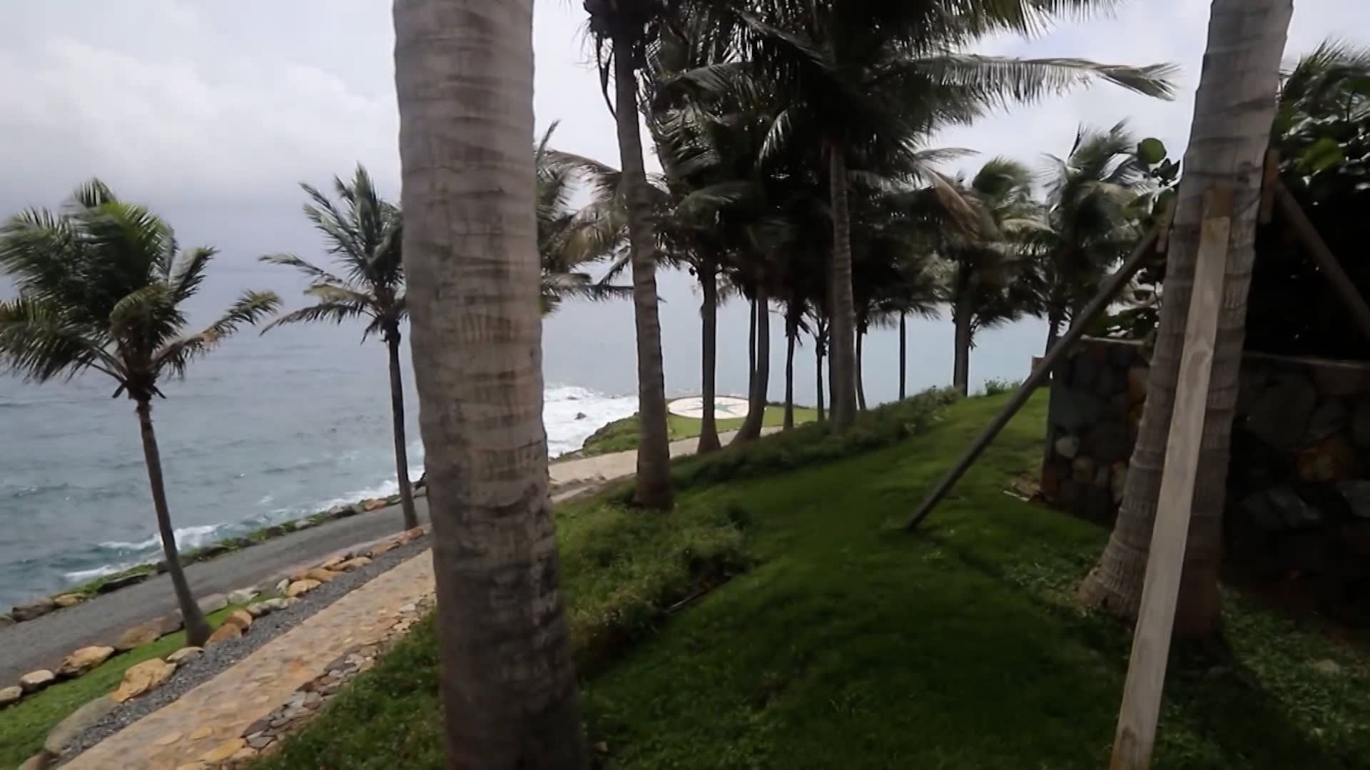 جزيرة ابستين ب.jpg