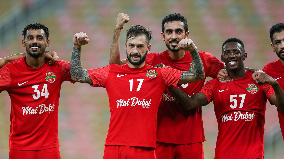 فريق شباب أهلي دبي.jpg