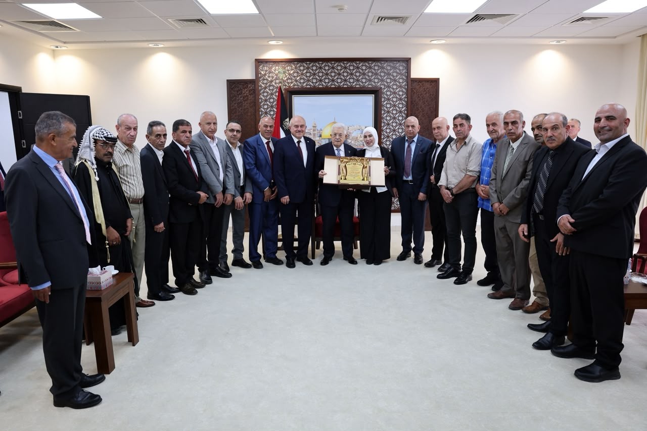 الرئيس 1.jpg-cce742cd-c747-4369-9b2f-9eb81074e504.jpg