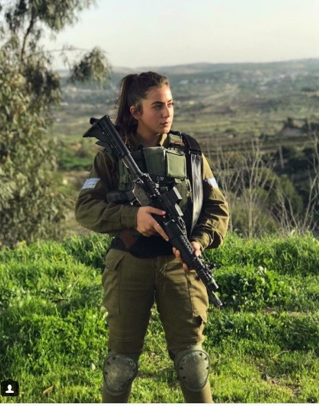 مجندات جيش الاحتلال الاسرائيلي1.jpg