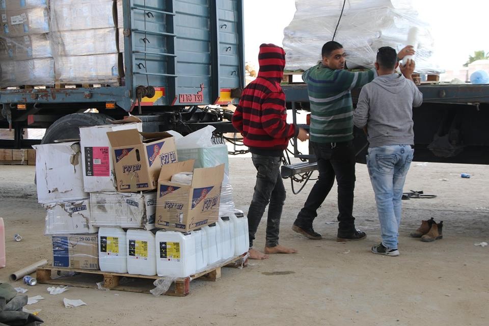 29196244_2072322959653449_5312447654787632649_n (1).jpg