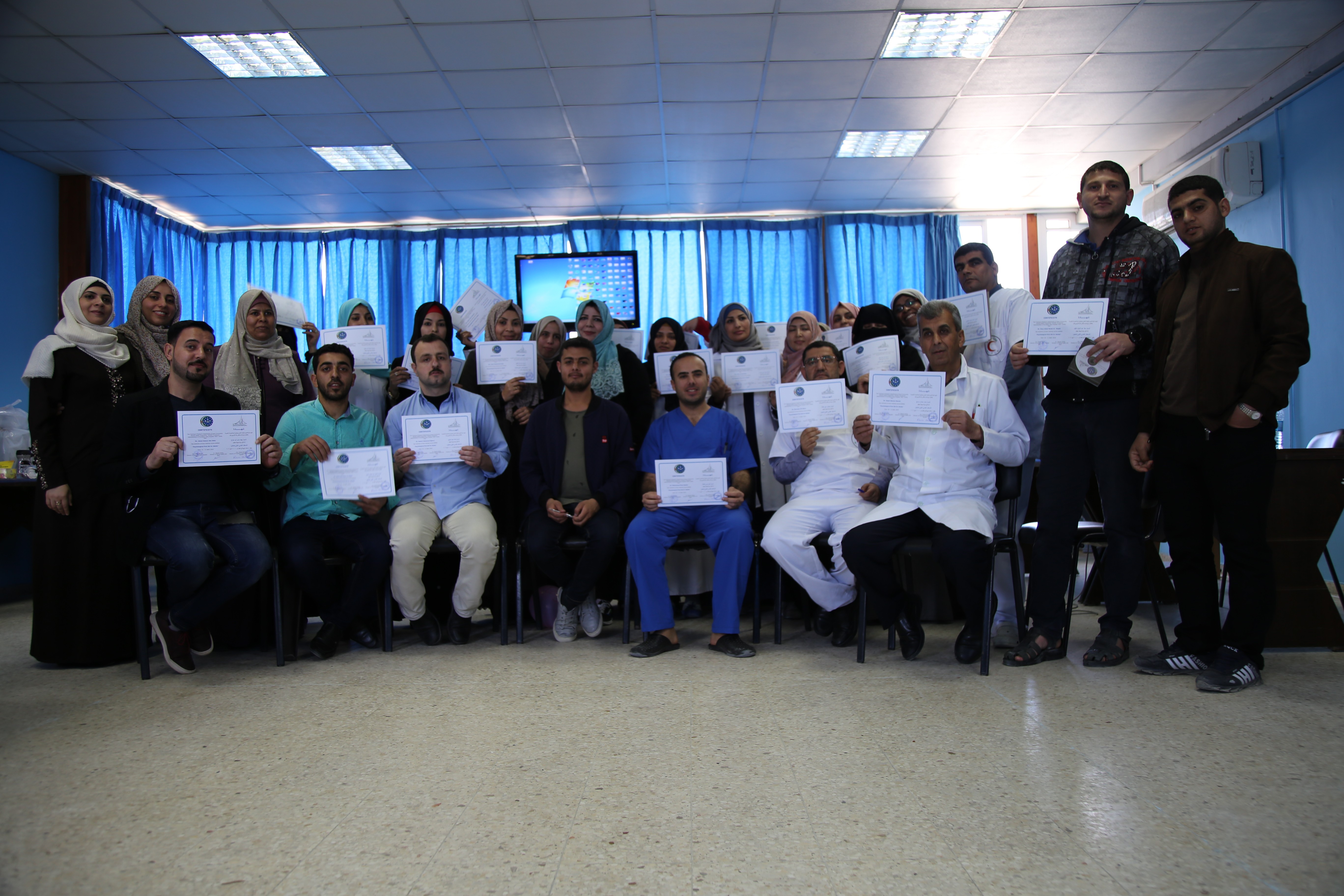 برنامج غزة يعقد جلسة تنشيطية بعنوان الرعاية الذاتية - ويختتم دورة تدريبية -5.JPG