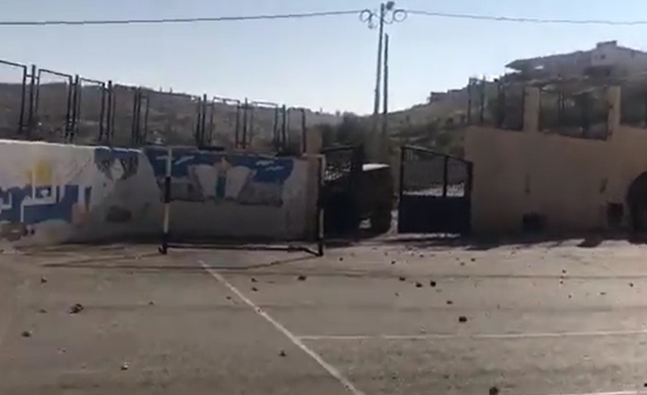 اعتداء على مدرسة تقوع في بيت لحم  (3).jpg