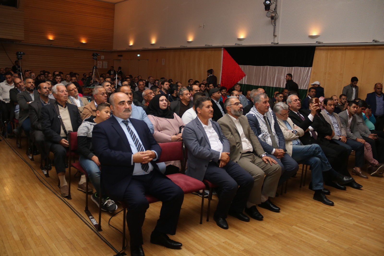 المجلس التنسيقي لدعم فلسطين في النمسا يقيم ملتقى فلسطين السنوي الـ 294.jpg