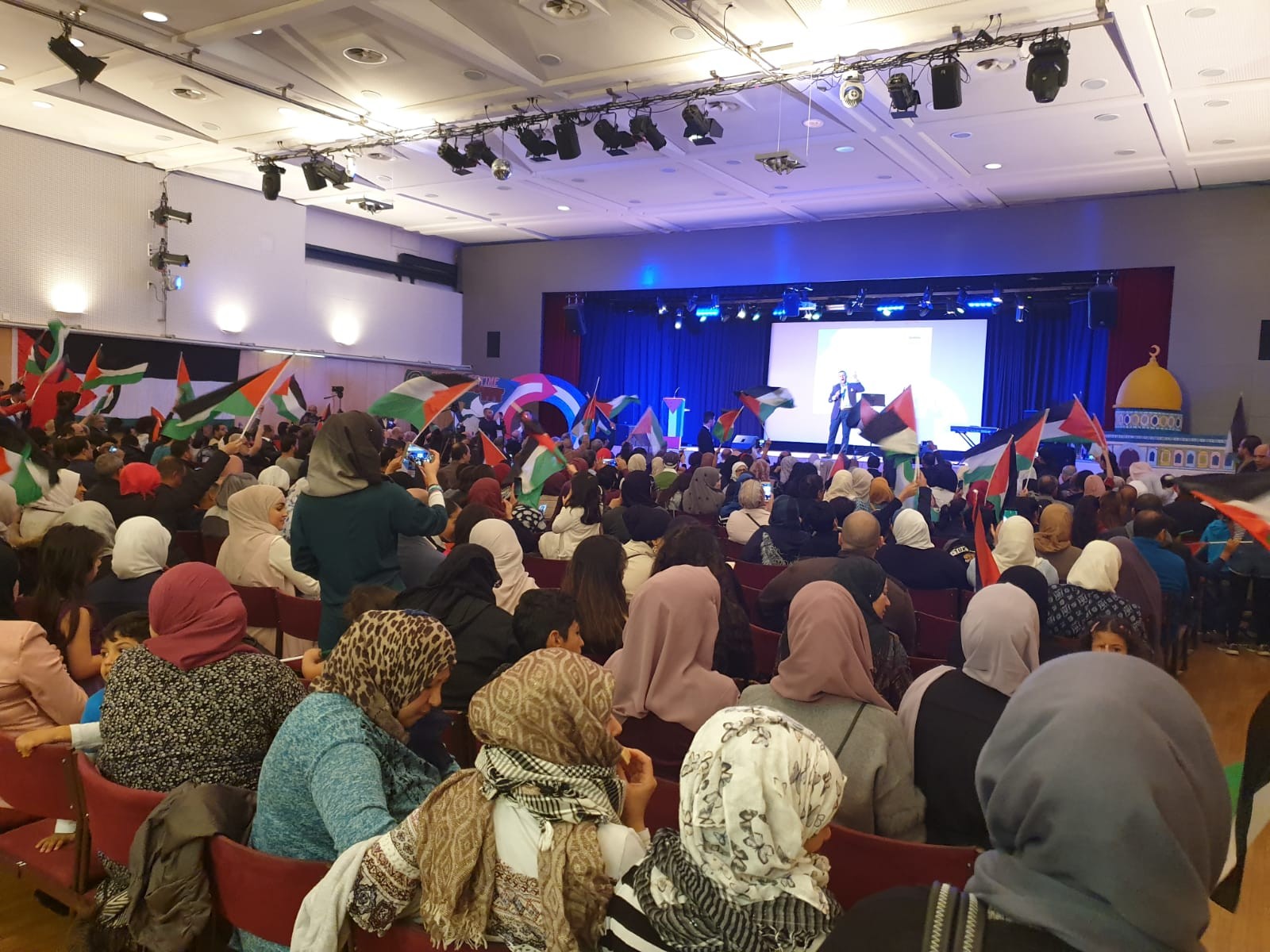 المجلس التنسيقي لدعم فلسطين في النمسا يقيم ملتقى فلسطين السنوي الـ 292.jpg