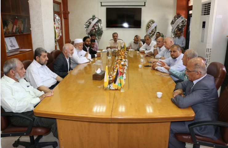 زيارة كتل التغيير والاصلاح لبلدية غزة.JPG